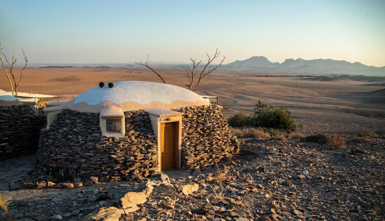 罗斯托克丽思沙漠山林小屋 Cha-re 外观 照片
